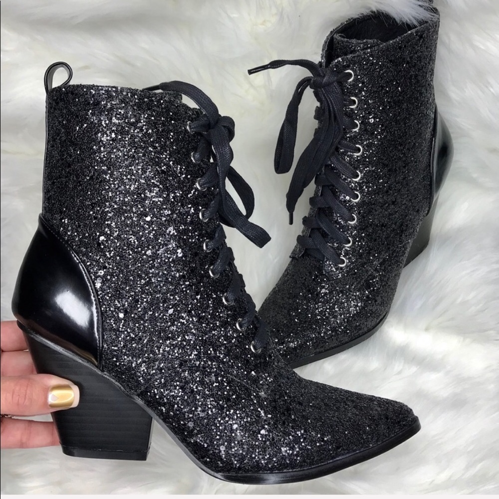 LAST TWO❗️Black Glitter Pointed Toe Ankle Boot 🖤